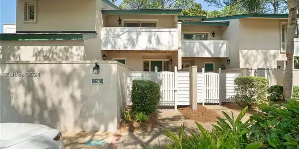 1 Stoney Creek Villas