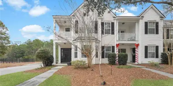 128 Slater Street