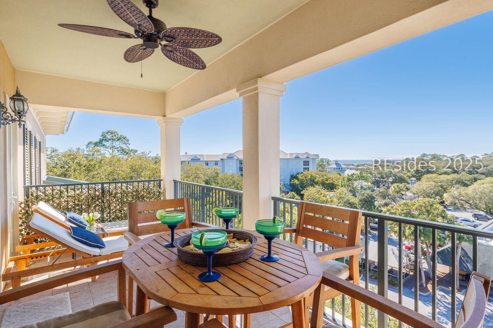 Image 4: Enjoy cocktails or sunbath on the porch