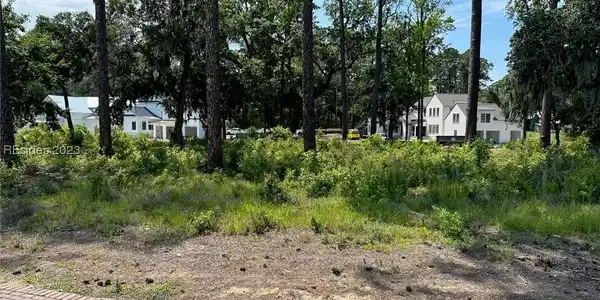 471 Davies Road