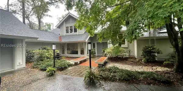 26 Oyster Shell Lane