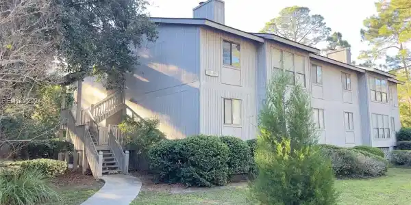 57 Forest Cove