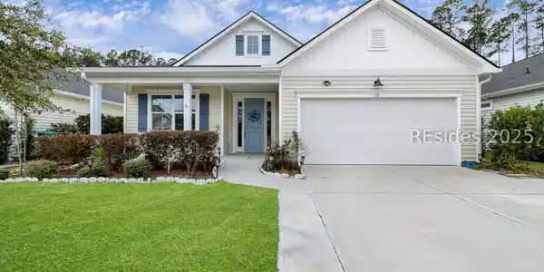17 Mainland Lakes Drive