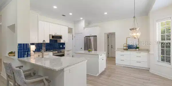 108 Keller Springs