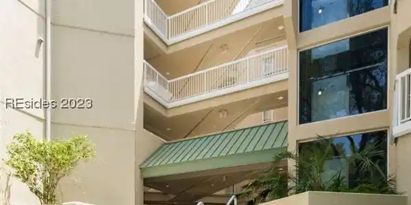 77 Ocean Lane