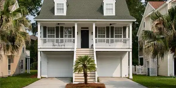 8 Cobblestone Court