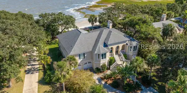 11 River Club Drive