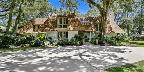 32 N Port Royal Drive