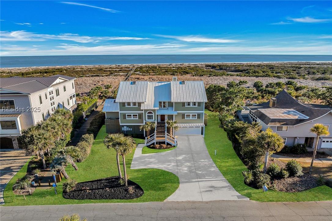 Image 4: Front of Home/Ocean