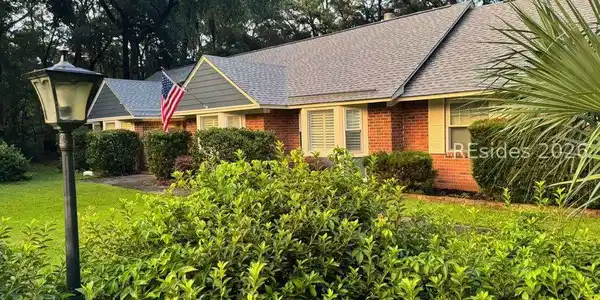 48 Planters Circle