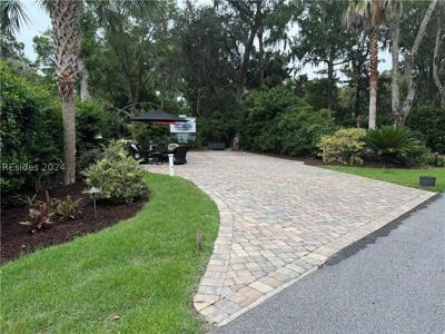133 Arrow Rd #393