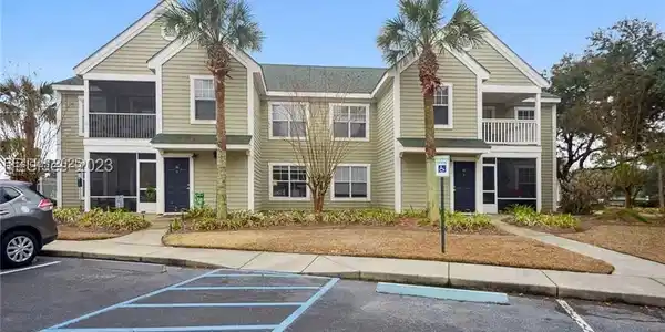 24 Old South Court