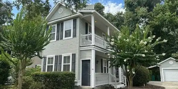 87 Westbury Park Way