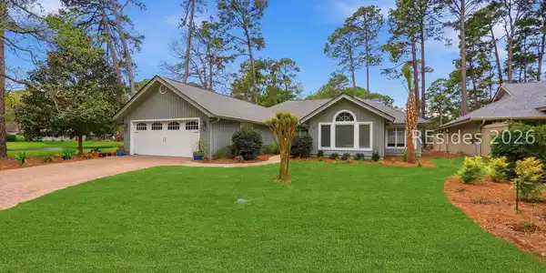 44 Golden Hind Drive