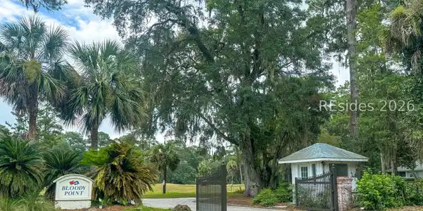 7 River Road