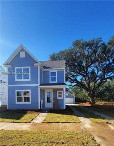 9 Whispering Oaks Circle