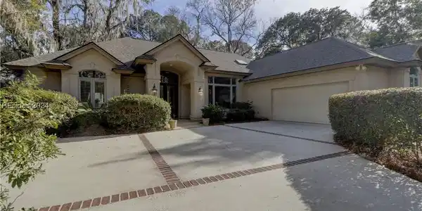 29 Parkwood Drive