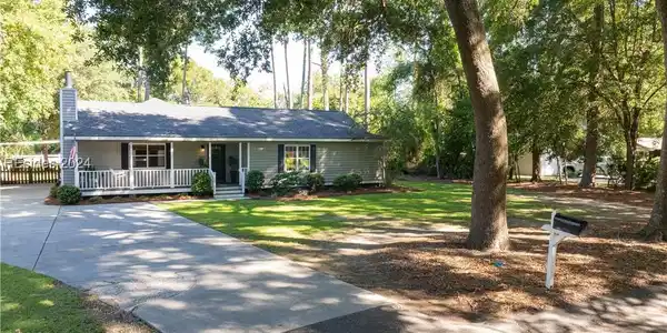 5911 Pleasant Farm Drive