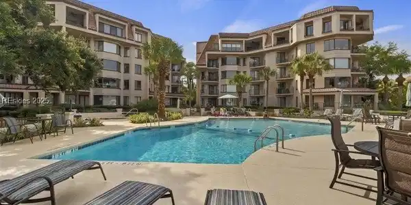 7 Shelter Cove Lane