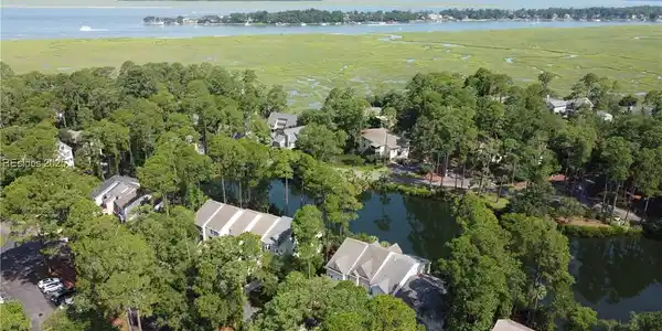 32 Quartermaster Lane