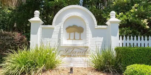 117 Palmetto Place
