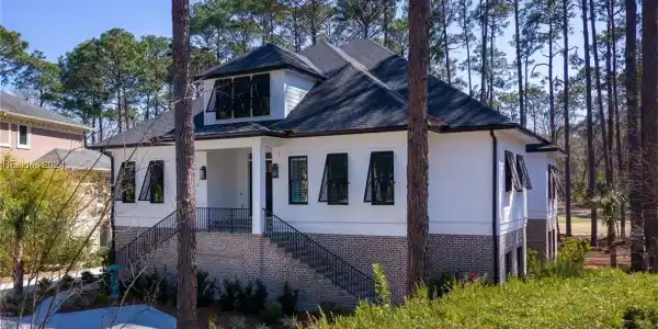 58 Wicklow Dr