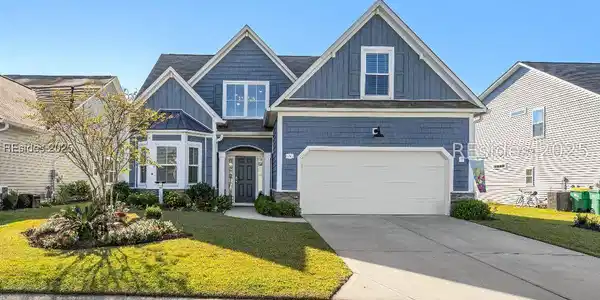 5 Benton Circle