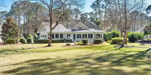 23 Lenora Drive