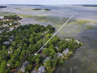 10 Compass Point