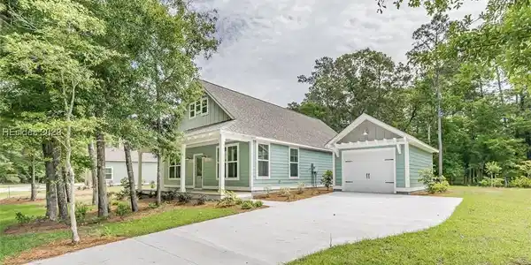 20 Faculty Drive