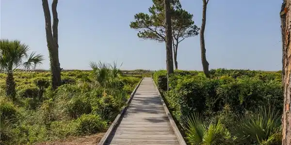 31 S Forest Beach