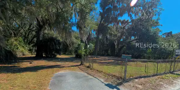 1405 Ribaut Road