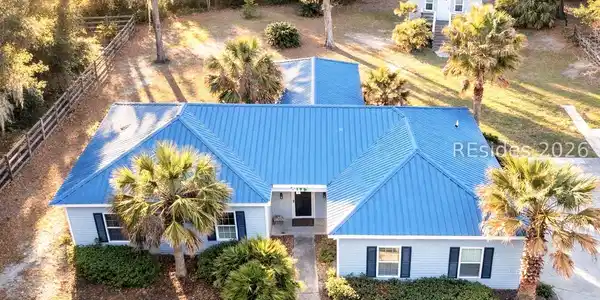 5 Cedar Point Drive