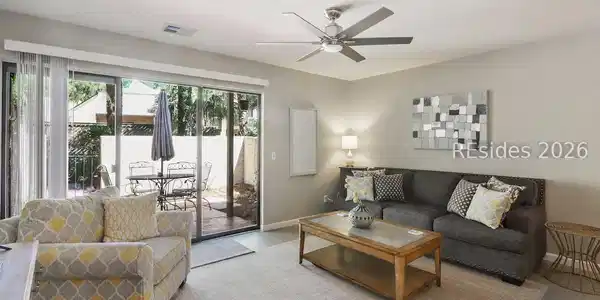 11 Tanglewood Drive