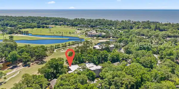 18 Lighthouse Road