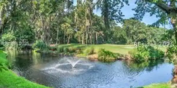 Image 3: Amazing lagoon/fountain and golf views Image 3: Amazing lagoon/fountain and golf views