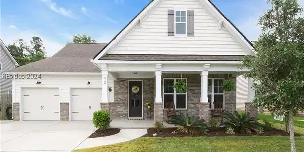 92 Bridgeton Drive