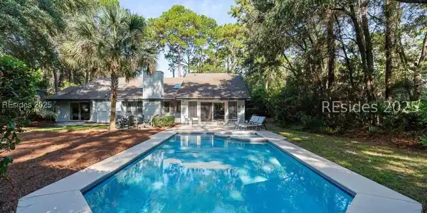 21 Raintree Lane