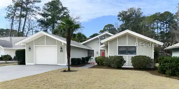12 Myrtle Warbler Road