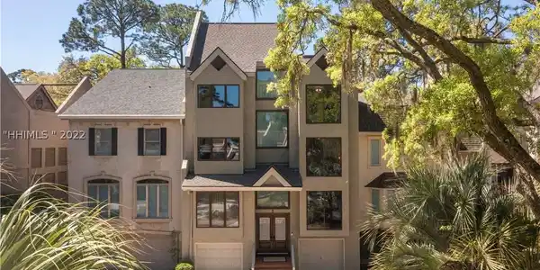 7 Genoa Court