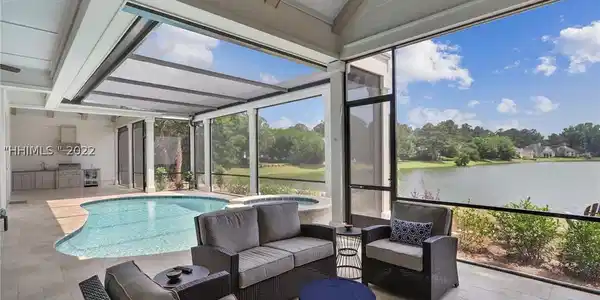 17 Belmont Dr