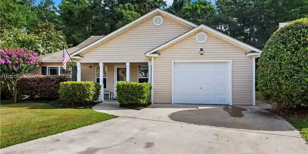 24 Broadland Circle
