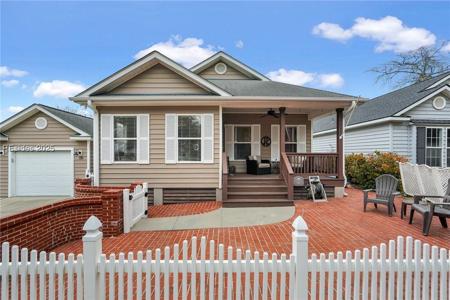19 Caswell Avenue
