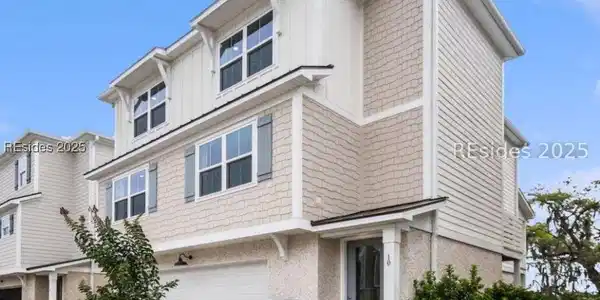 19 Lone Cypress Trail