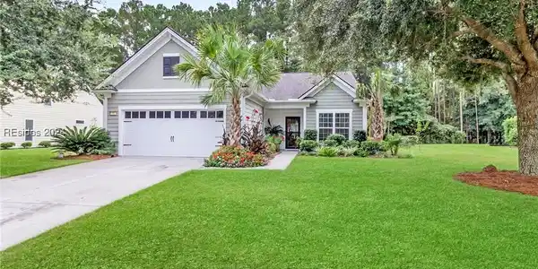 6 Greatwood Drive