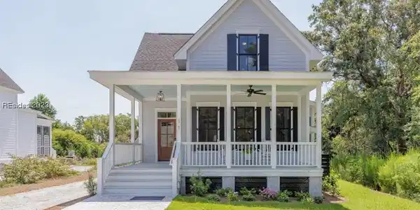 11 Simones Way