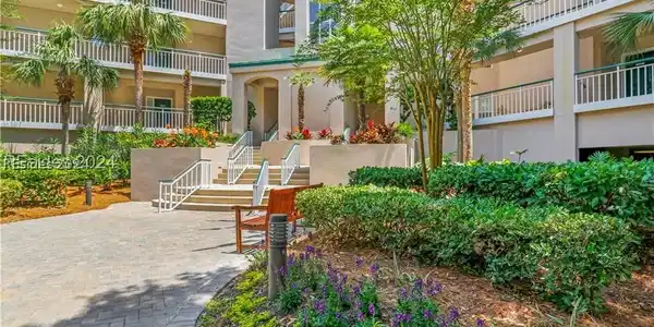 63 Ocean Lane