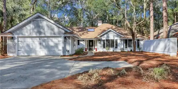 4 Edgewood Court