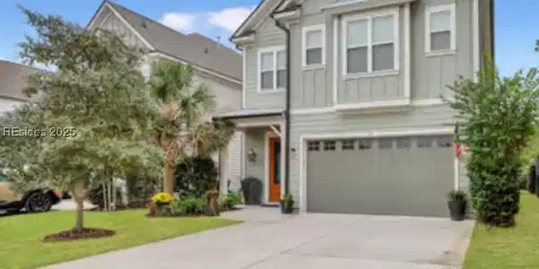 33 Ivory Elm  Stroll