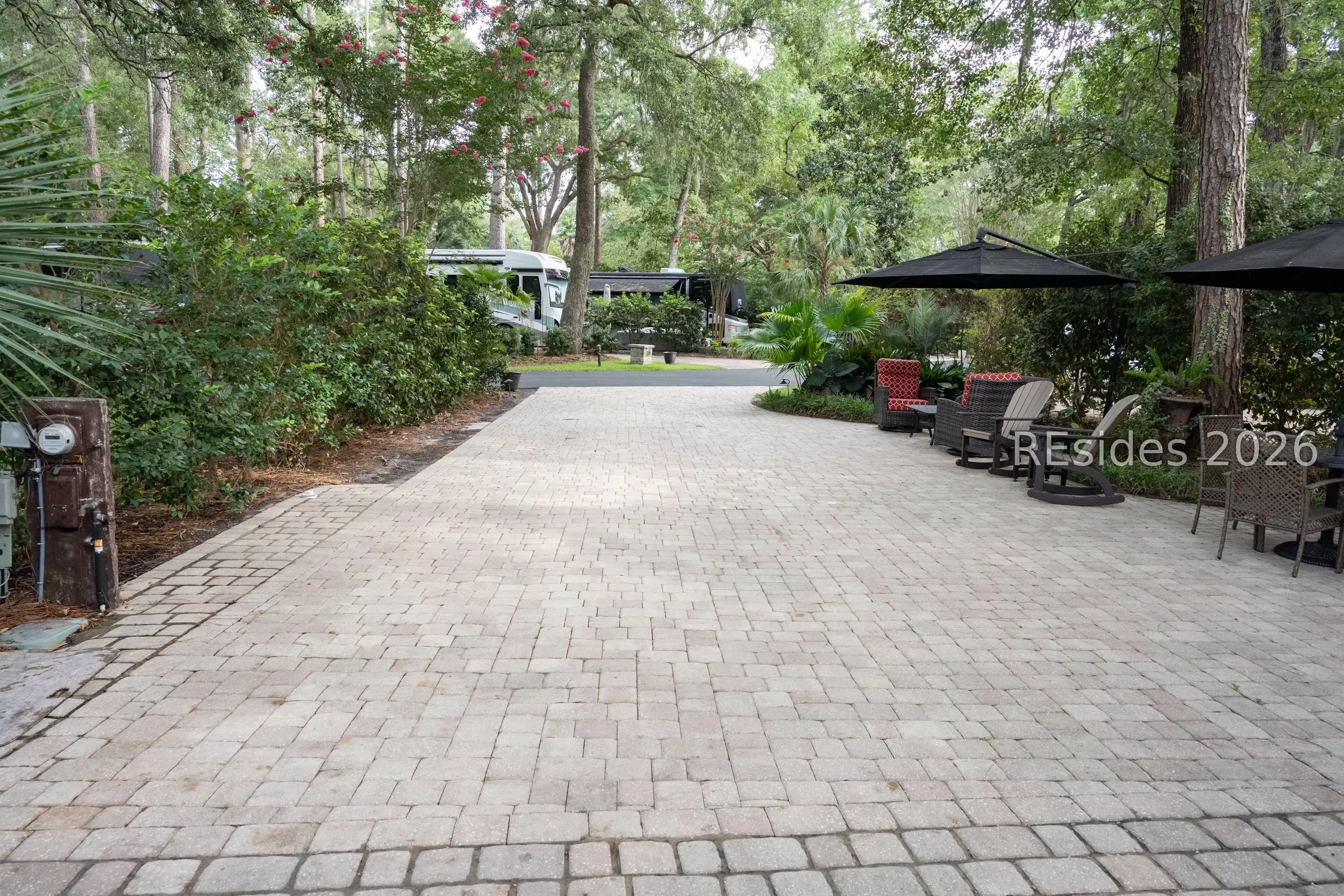 Image 1 Image 1